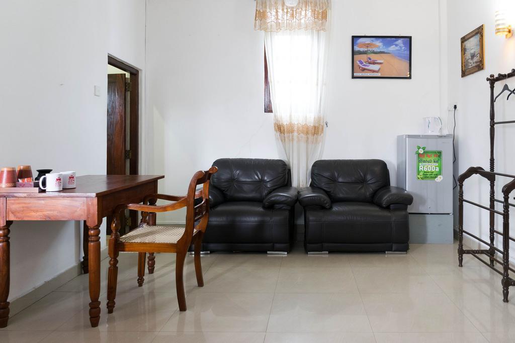 Dew Grand Regency Daire Bataduwa Dış mekan fotoğraf