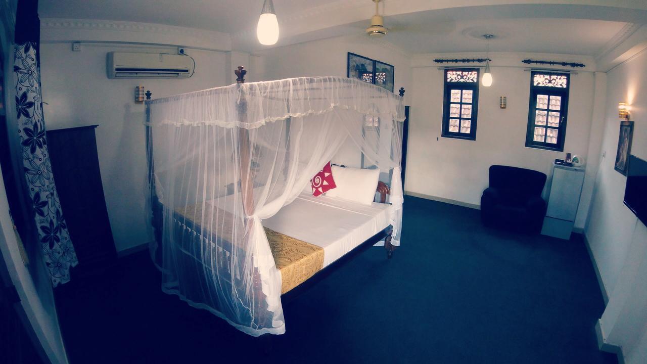 Dew Grand Regency Daire Bataduwa Dış mekan fotoğraf